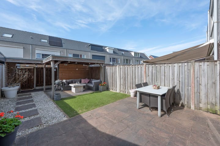 Foto 18 van Steenuil 12