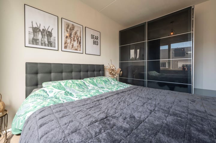 Foto 25 van Steenuil 12