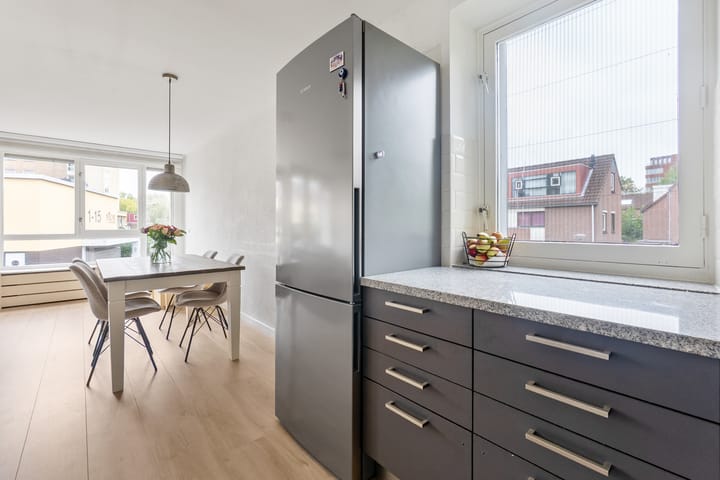 Photo 12 of Aletta Jacobsstraat 12