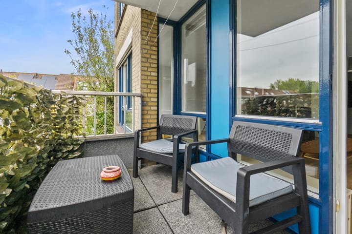 Photo 18 of Aletta Jacobsstraat 12