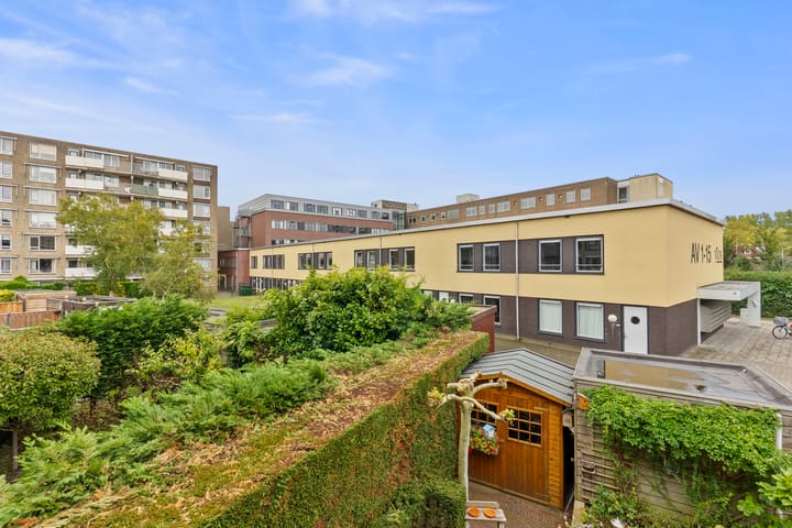 Photo 20 of Aletta Jacobsstraat 12