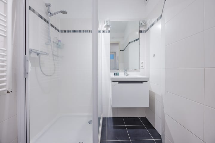 Photo 4 of Theresiastraat 311