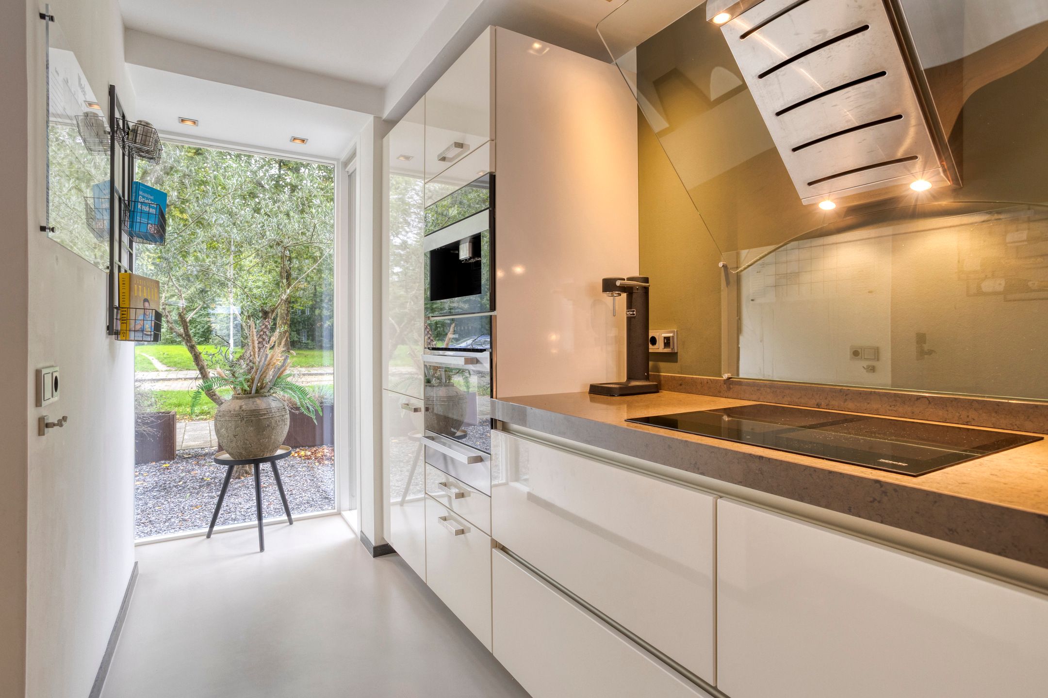 Photo 21 of Luxemburglaan 209