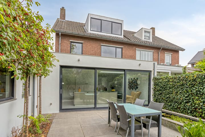 Photo 46 of Jacob van Maerlantlaan 4