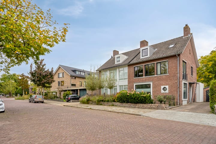 Photo 51 of Jacob van Maerlantlaan 4