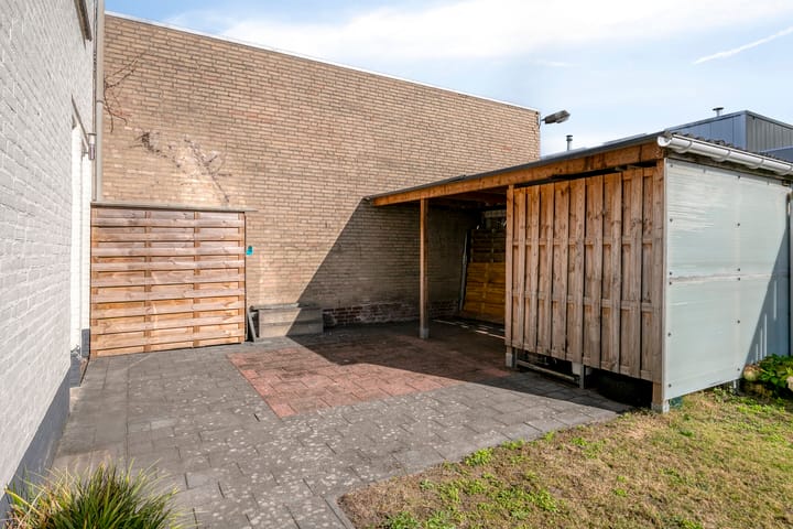 Foto 37 van van Linschotenstraat 9