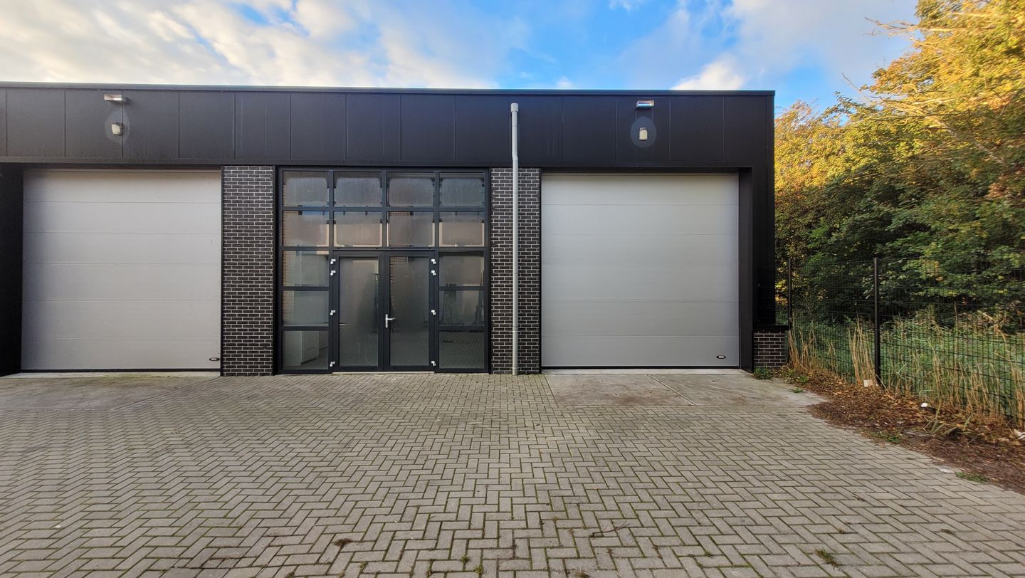 Bekijk foto 1 van Bedrijfsweg 3-AJ