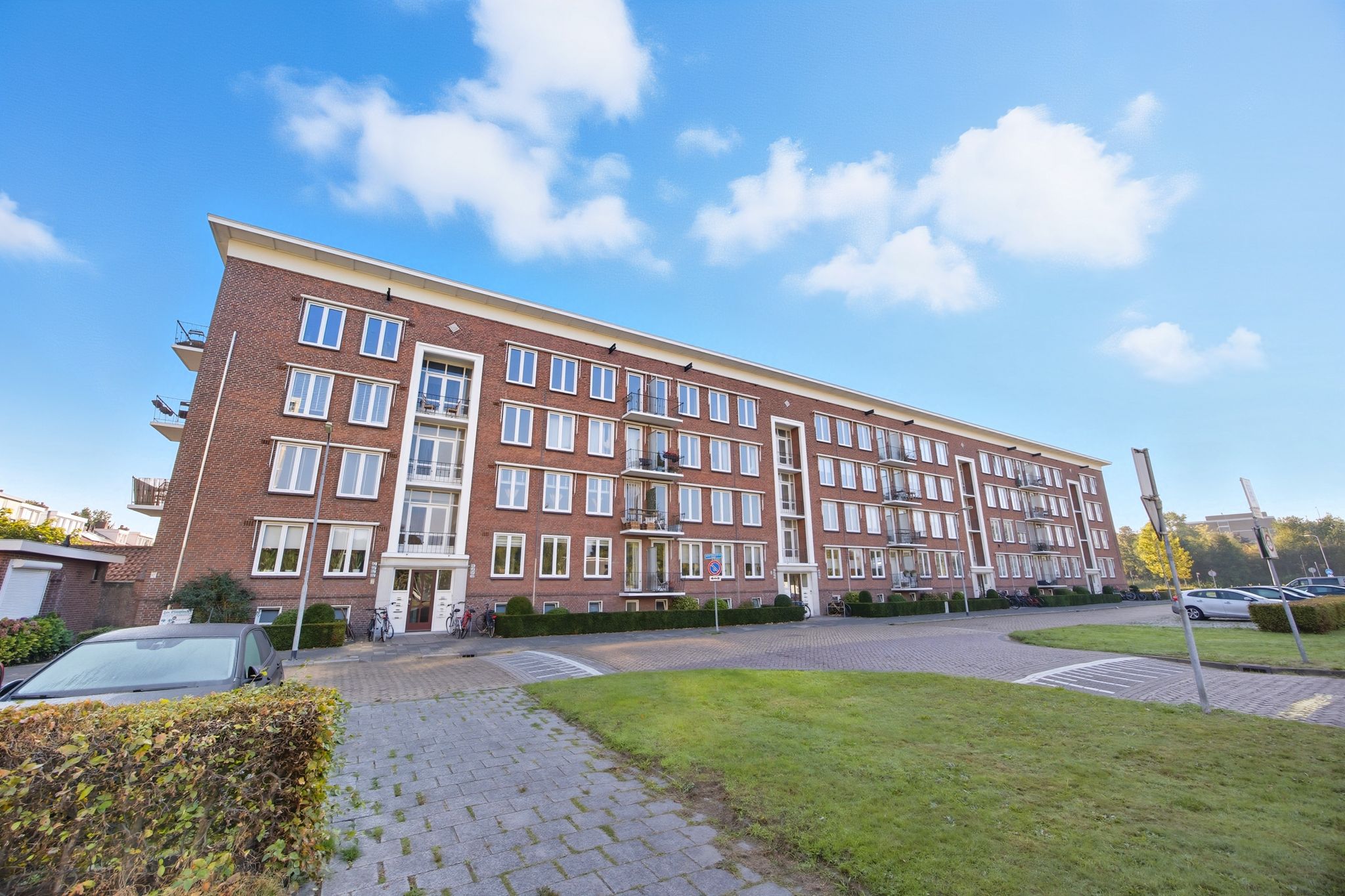 Foto 42 van Graaf Hendrik III laan 165-B