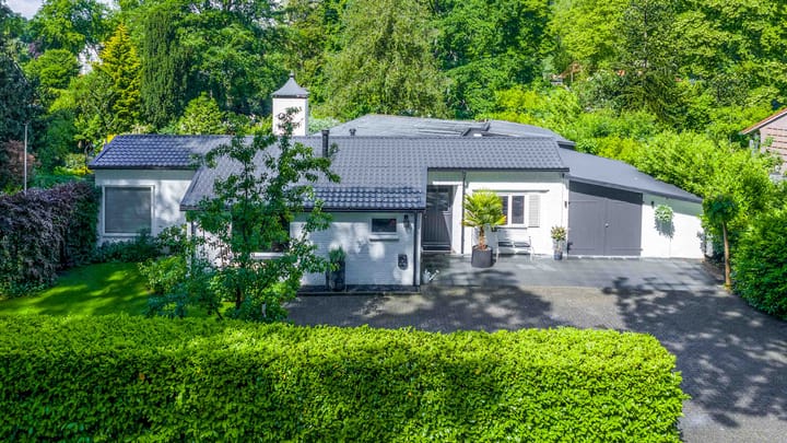 Dr.v.d.Hoevenlaan 18