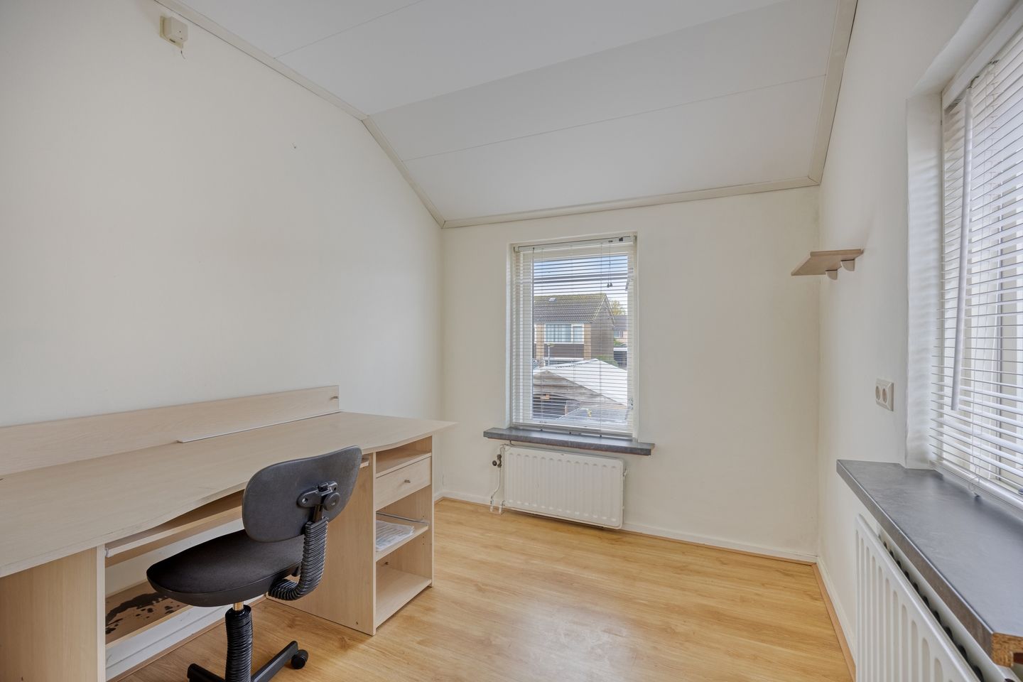 Foto 19 van Waardekensstraat 30