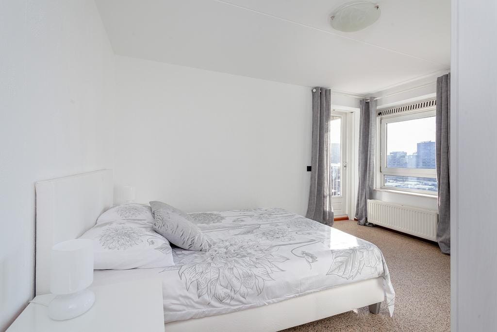 Photo 11 of Pompenburg 358