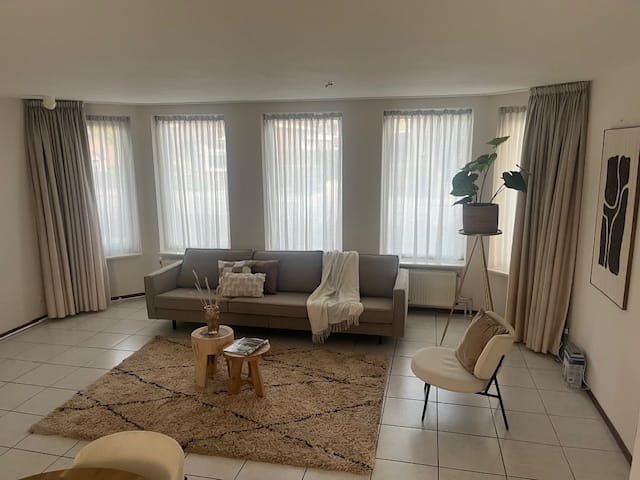 Foto 2 van Marktstraat 3