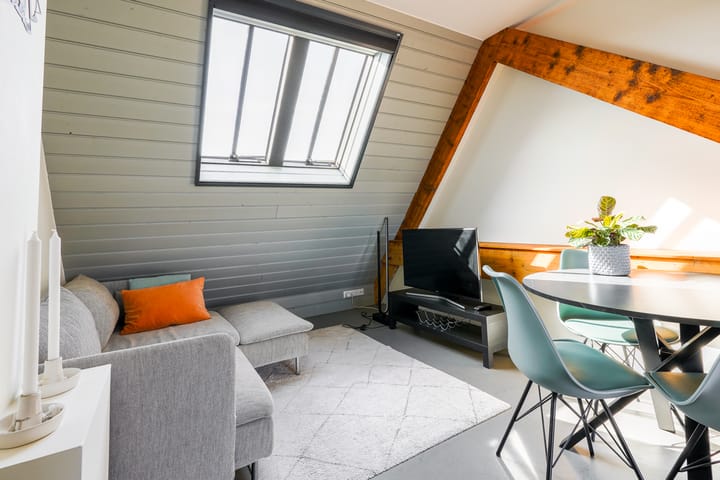 Foto 12 van Werner Helmichstraat 1-J