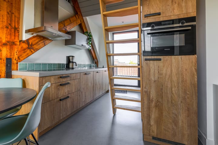 Foto 14 van Werner Helmichstraat 1-J