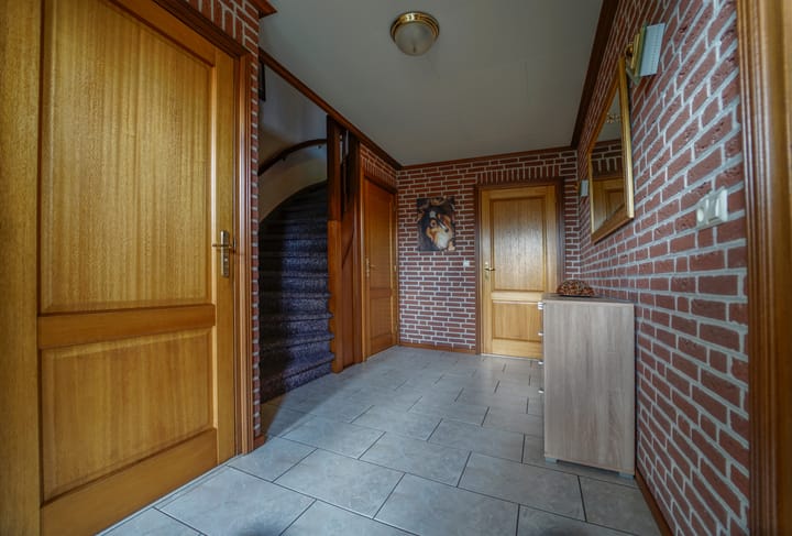 Photo 2 of Hazelaarstraat 2