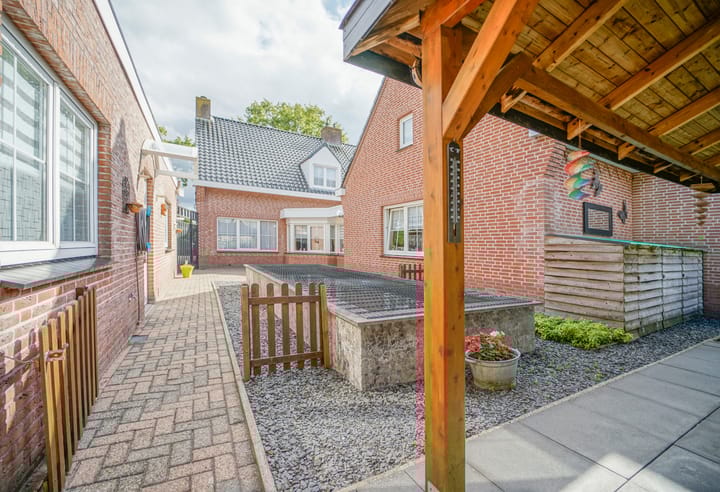 Photo 30 of Hazelaarstraat 2