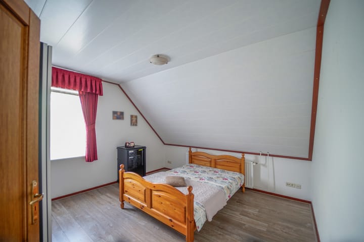 Photo 21 of Hazelaarstraat 2