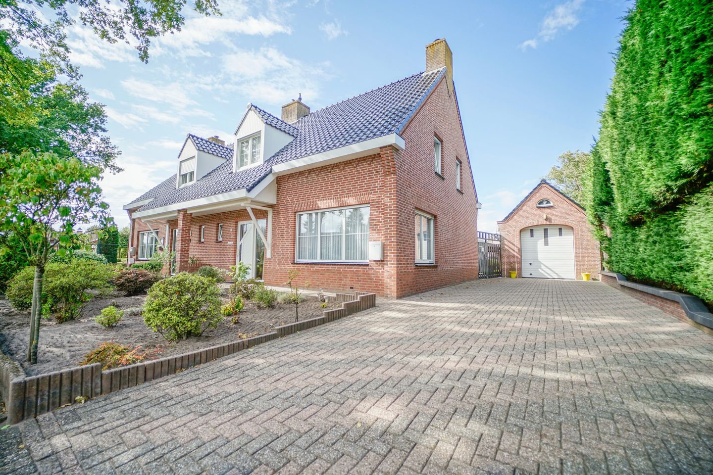 Foto 29 van Hazelaarstraat 2