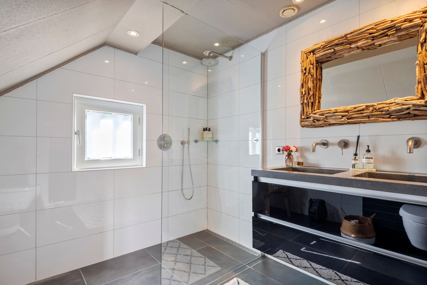 Foto 64 van Ringmuur 10