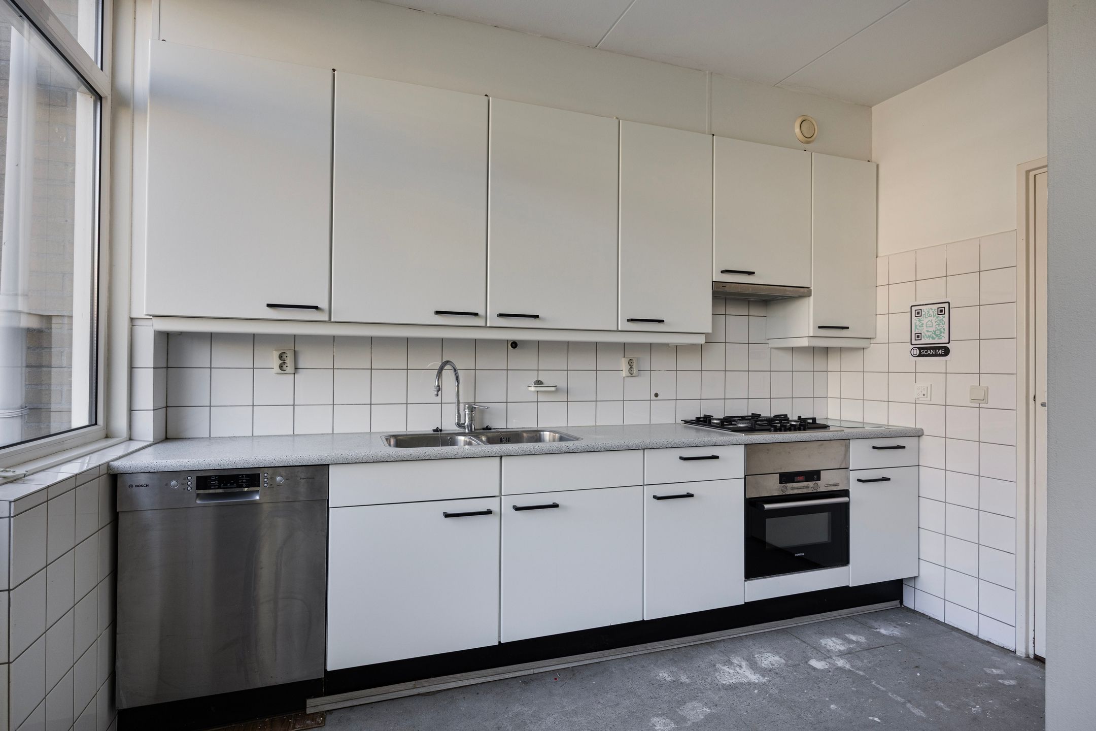 Photo 3 of Gelebrem 38