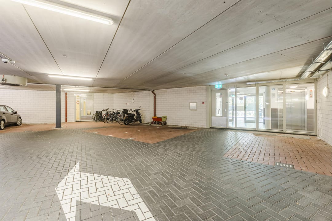 Photo 31 of Van Hoornekade 1-A