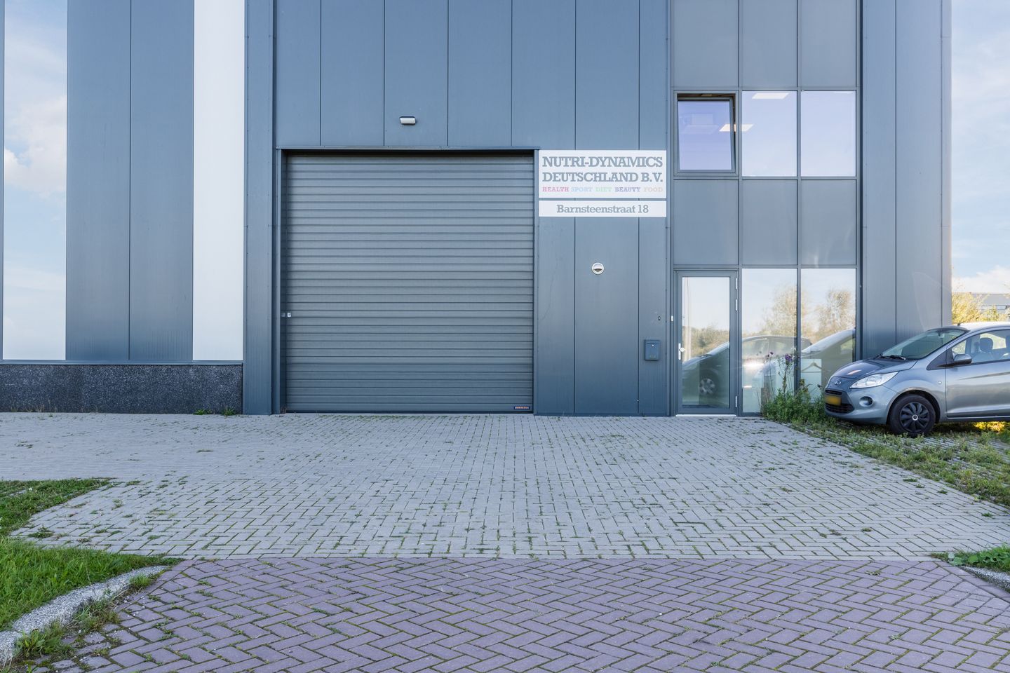 View photo 3 of Barnsteenstraat 18