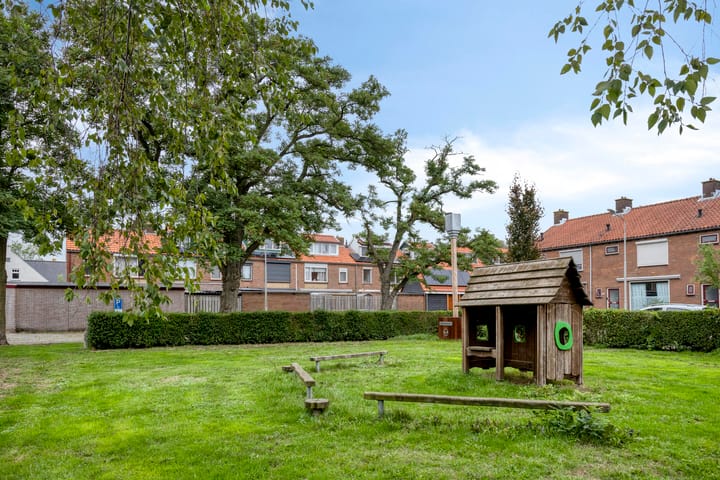 Foto 35 van Waalstraat 41