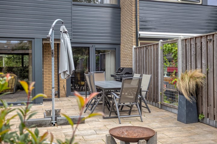 Foto 26 van Anna van Lintelolaan 4