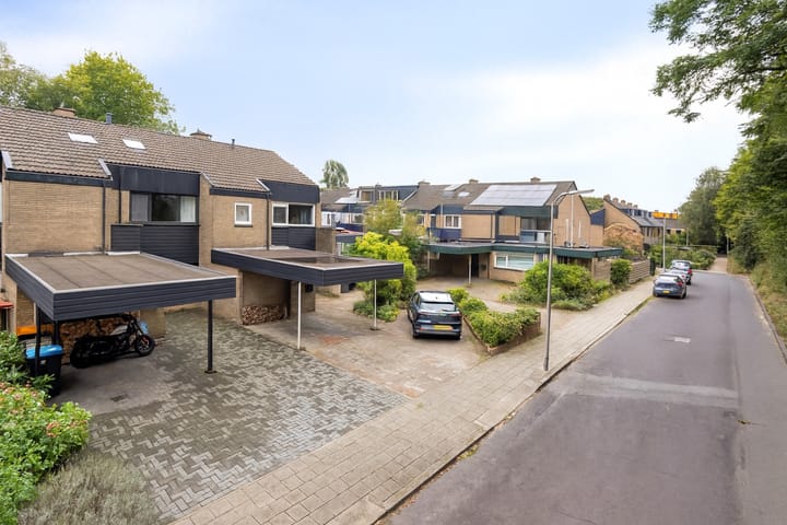 Foto 30 van Anna van Lintelolaan 4