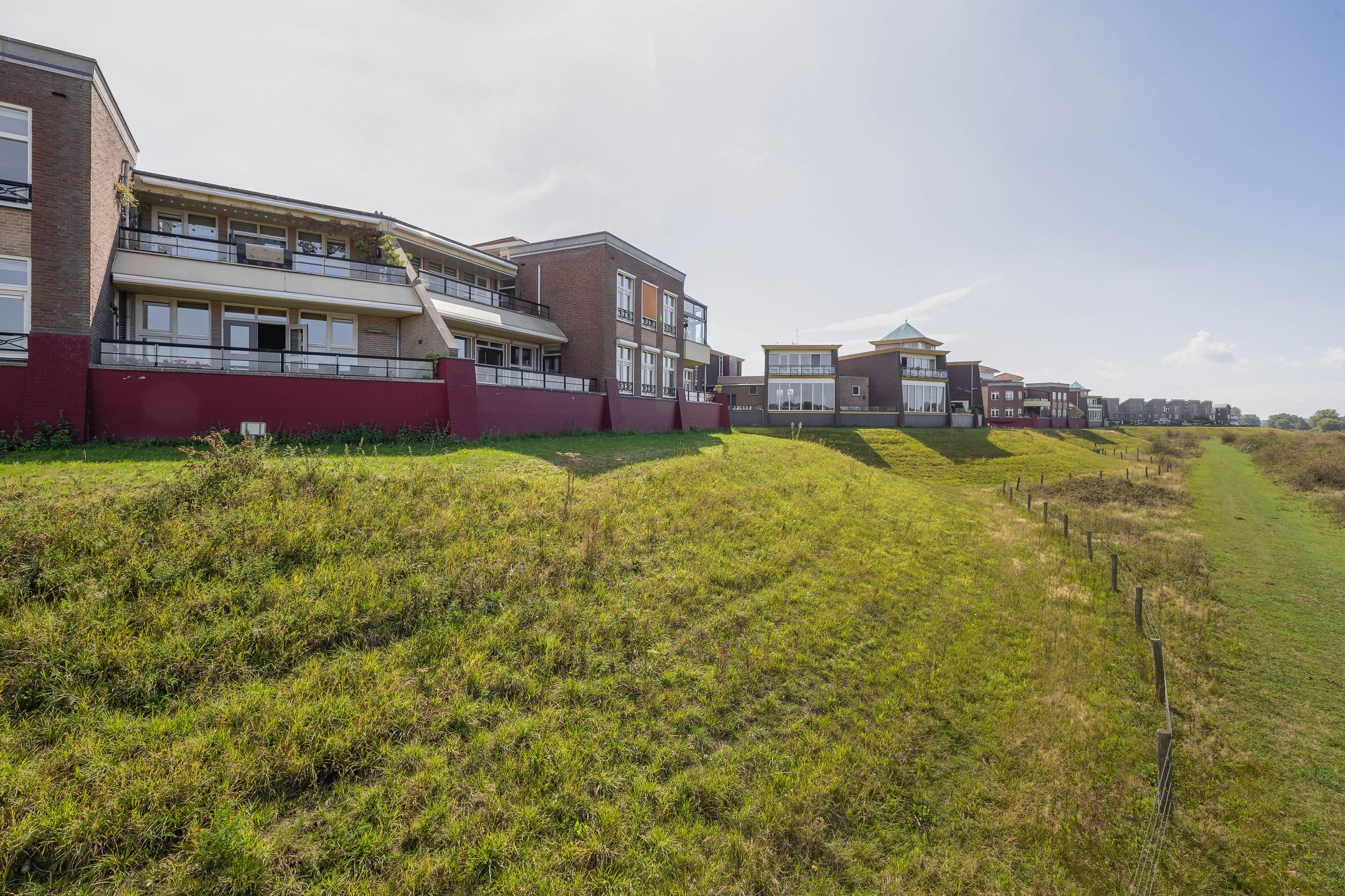 Foto 33 van Watermunt 100