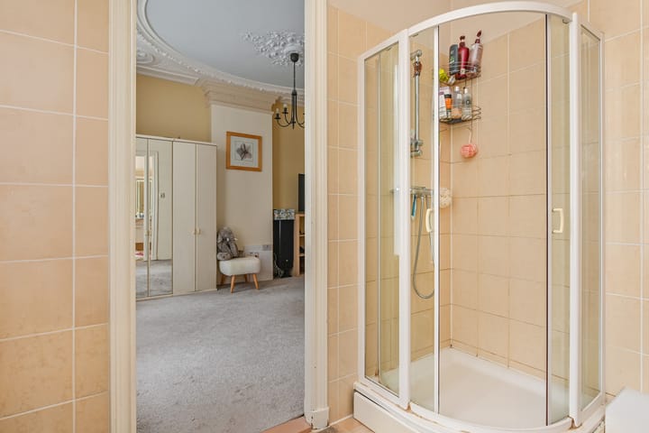 Foto 9 van Weimarstraat 143