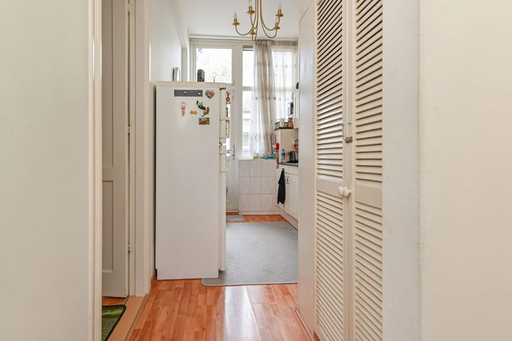 Foto 12 van Weimarstraat 143