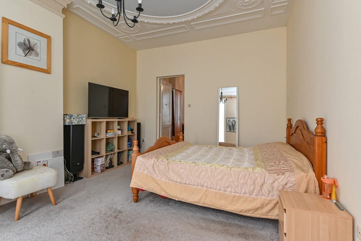 Foto 19 van Weimarstraat 143