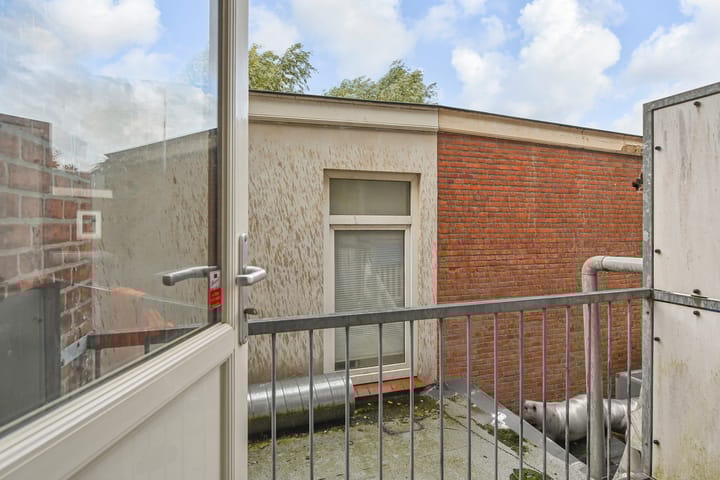 Foto 23 van Weimarstraat 143