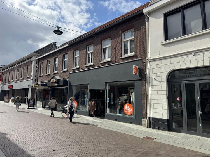 Grotestraat 32, Venray