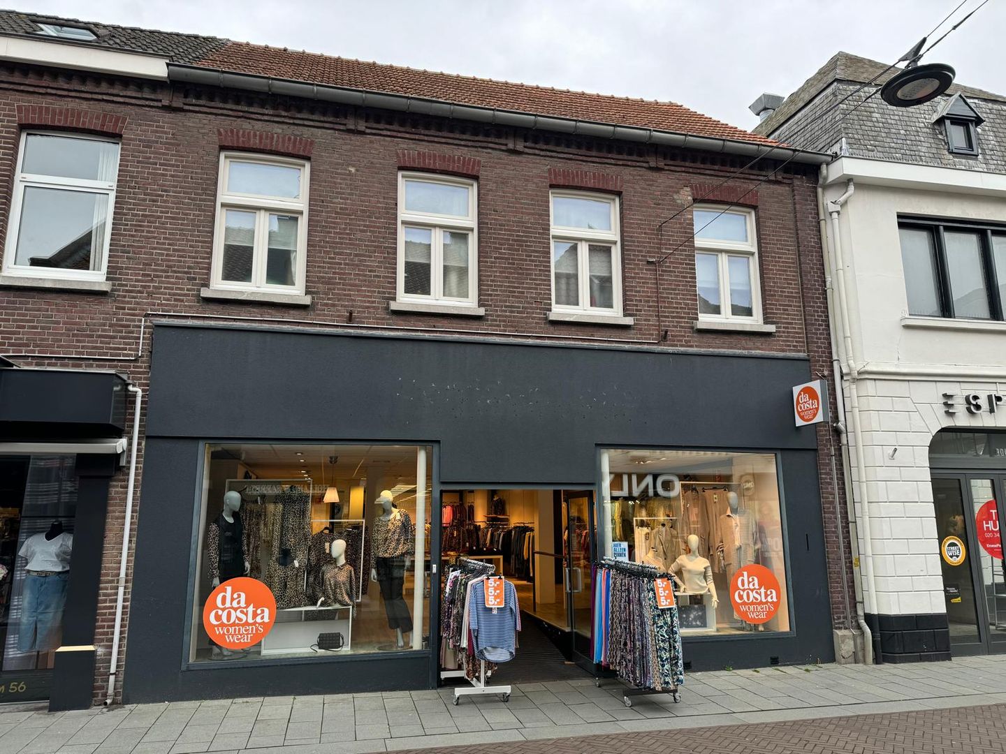 Bekijk foto 4 van Grotestraat 32