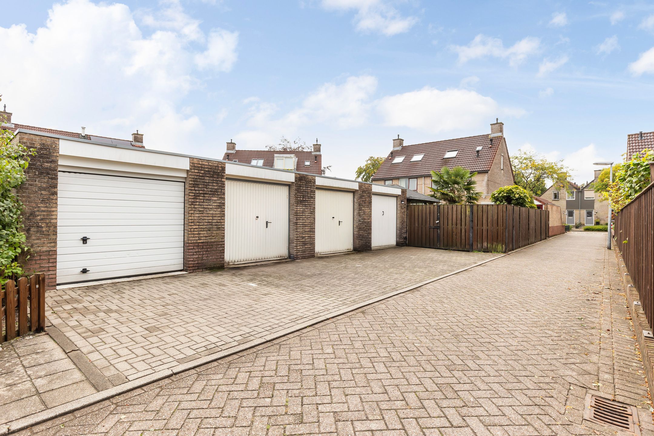 Foto 21 van 1e Wormenseweg 140