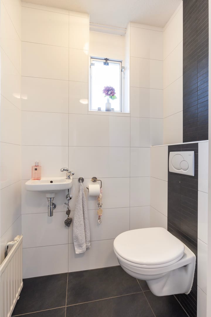 Photo 26 of 1e Wormenseweg 140