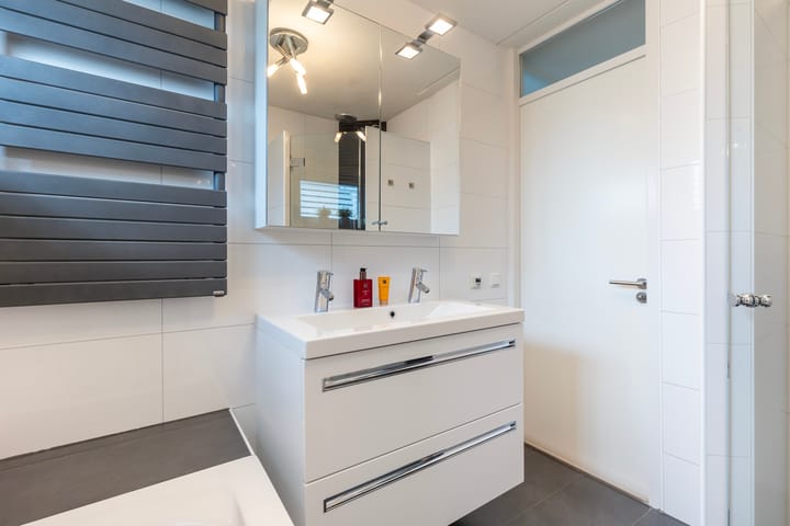 Photo 31 of 1e Wormenseweg 140