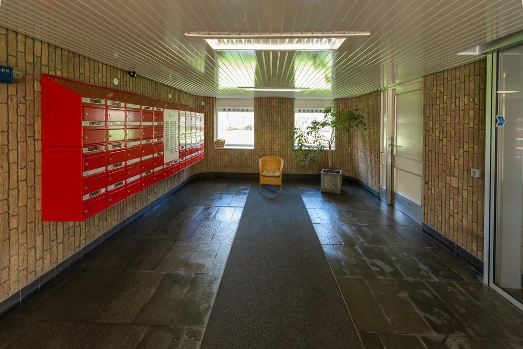 Photo 6 of Aert van Neslaan 422