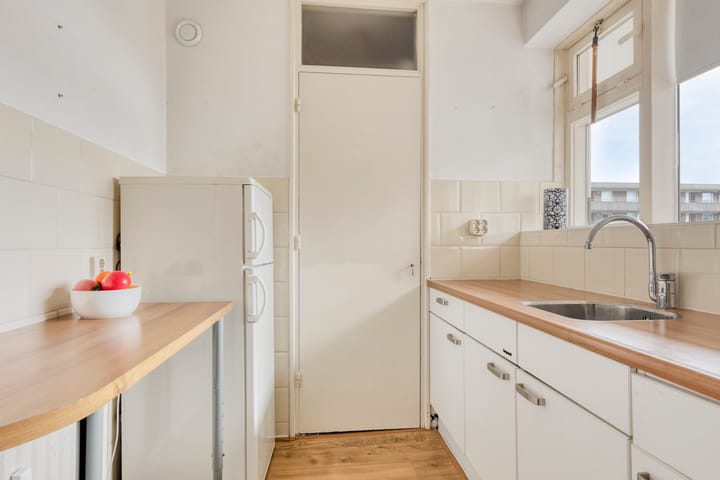 Photo 17 of Aert van Neslaan 422