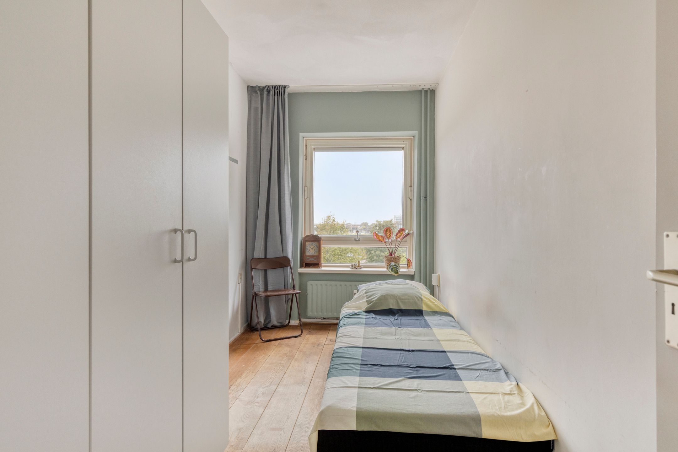 Photo 18 of Aert van Neslaan 422