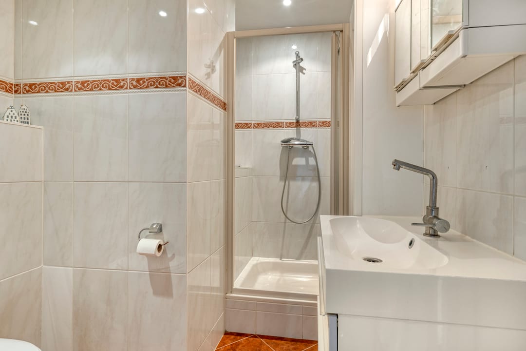 Photo 22 of Aert van Neslaan 422