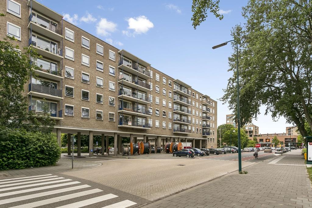 Photo 31 of Aert van Neslaan 422