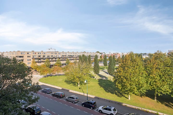 Photo 34 of Aert van Neslaan 422