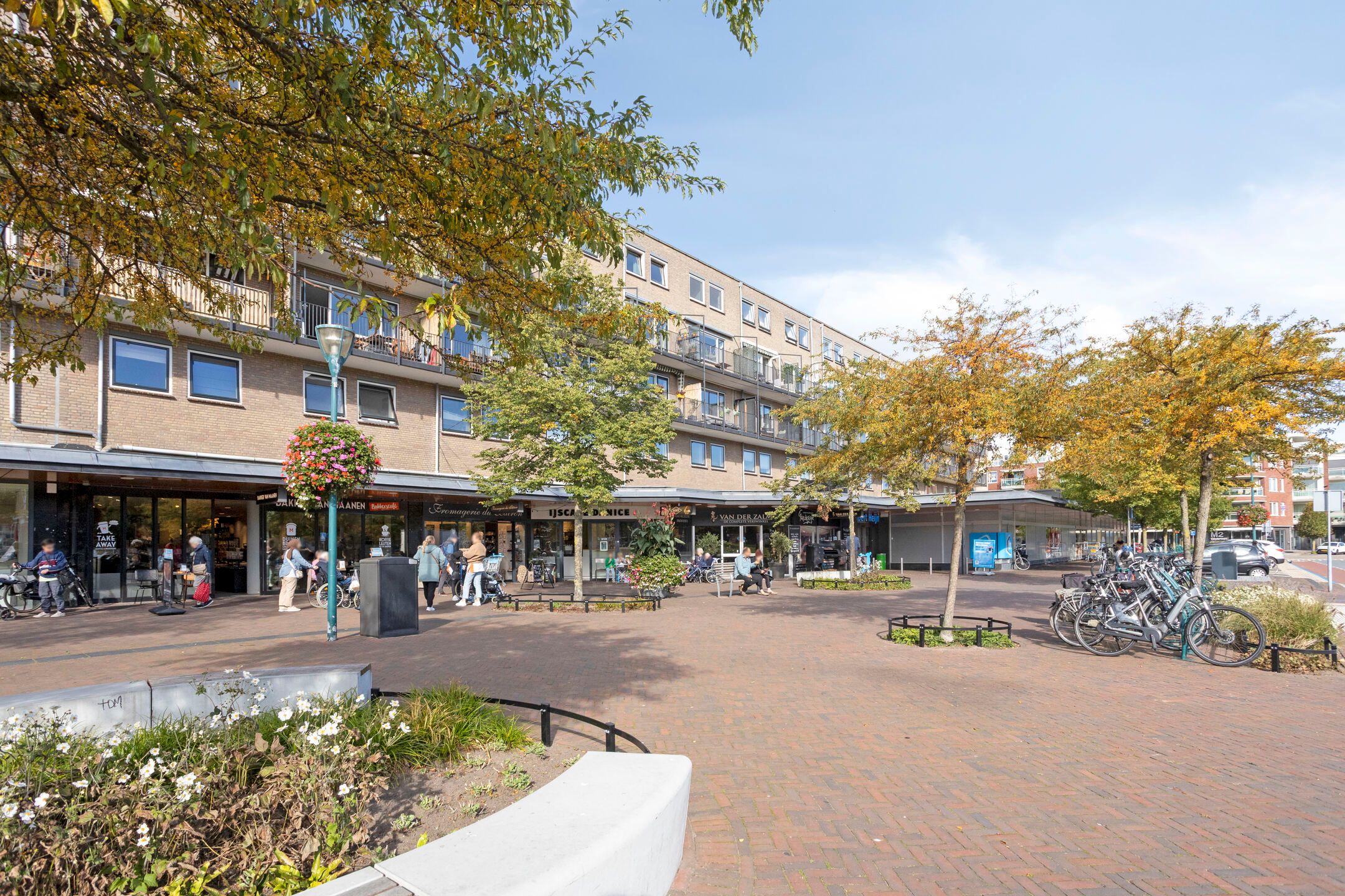 Photo 48 of Aert van Neslaan 422