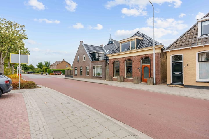 Foto 2 van Ferniawei 10