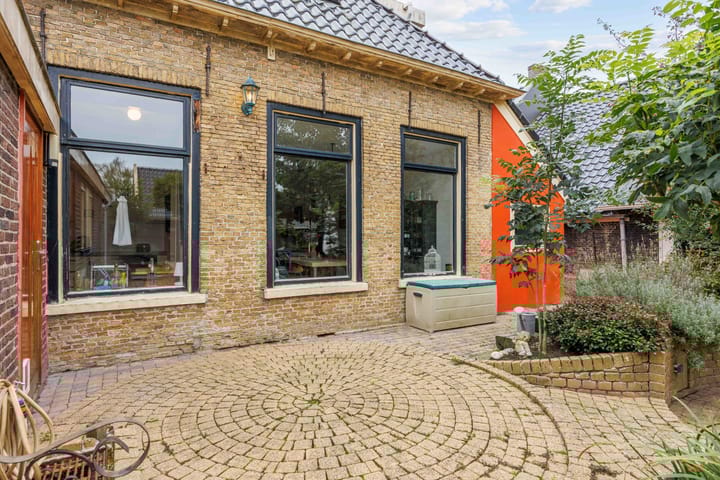 Foto 65 van Ferniawei 10