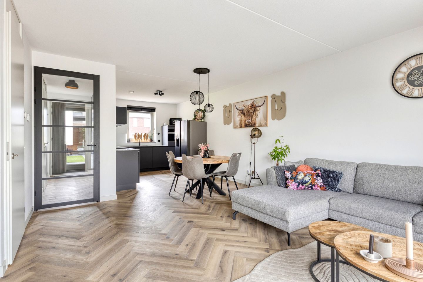 Foto 4 van Wethouder Van Dijkstraat 7