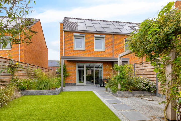 Foto 19 van Wethouder Van Dijkstraat 7